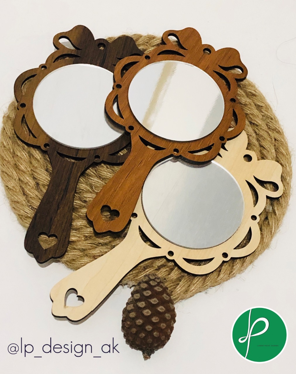 گیفت آینه دستی (قطر آینه 6 سانت) قیمت باحک میباشد